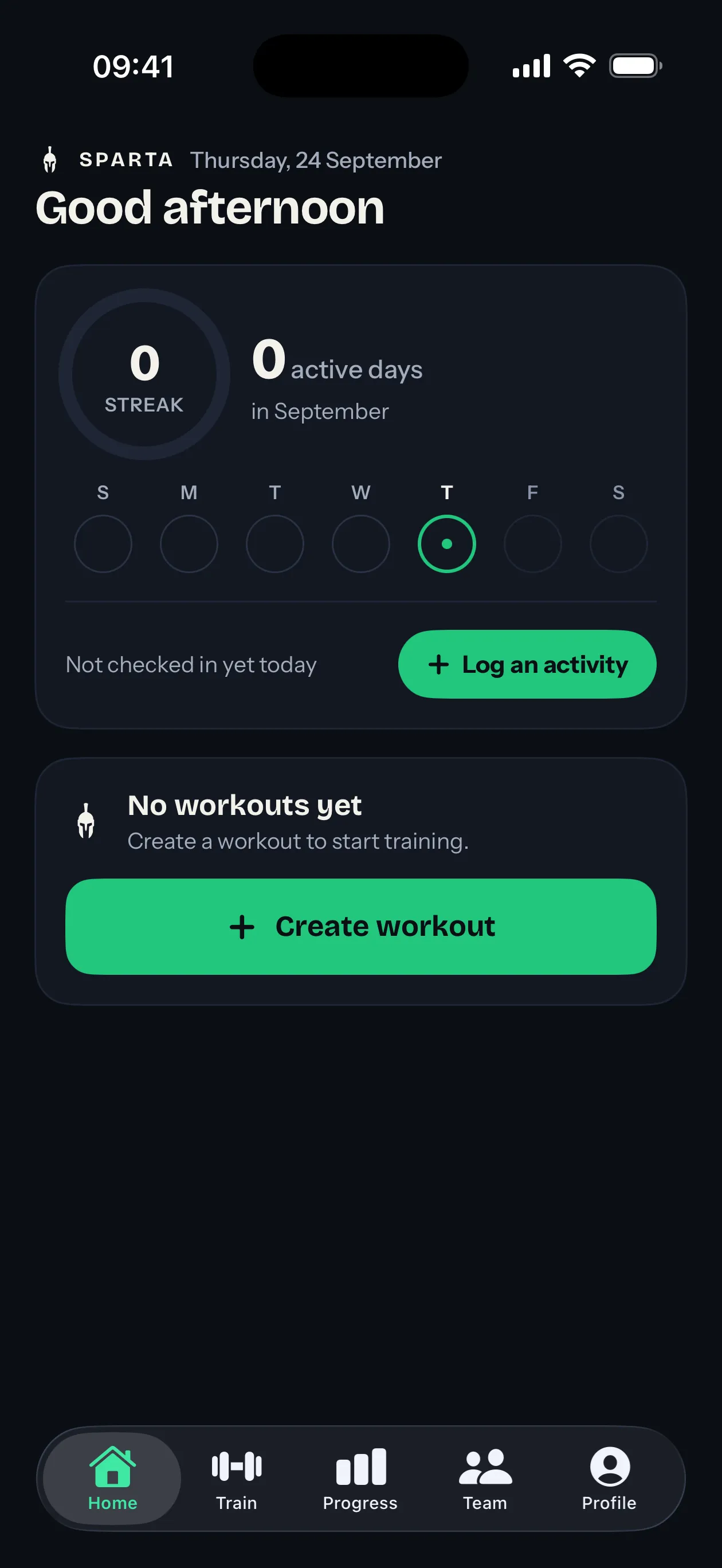 O Início numa instalação nova, com a semana, Registrar atividade e um cartão pra criar o primeiro treino (iOS)