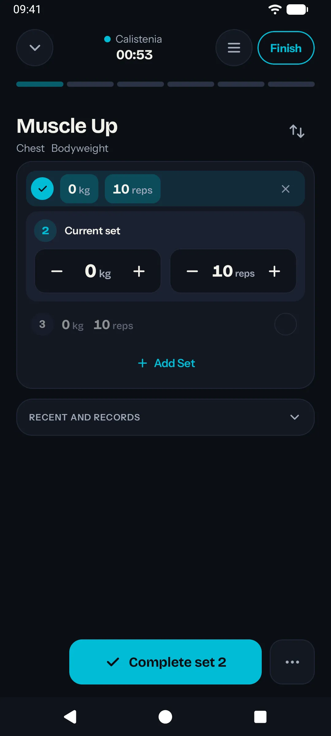 An in-progress live workout session in focus view (Android)